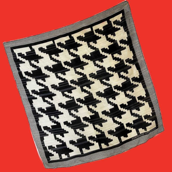 ADRIENNE VITTADINI 100% silk scarf, 20'' X 20''. «Pied de Poule» pattern. - Picture 1 of 9